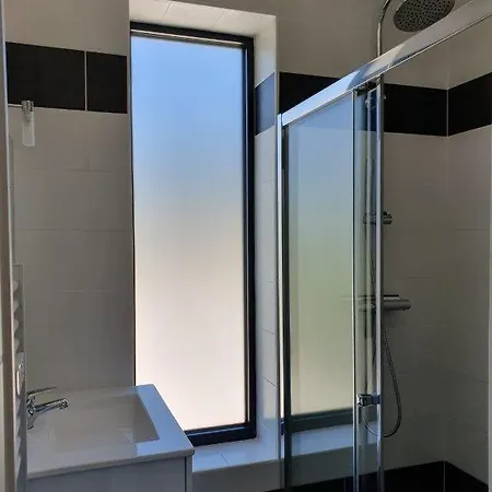 Grand 27 M2 Climatisé -plage-piscine