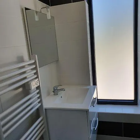 Grand 27 M2 Climatisé -plage-piscine